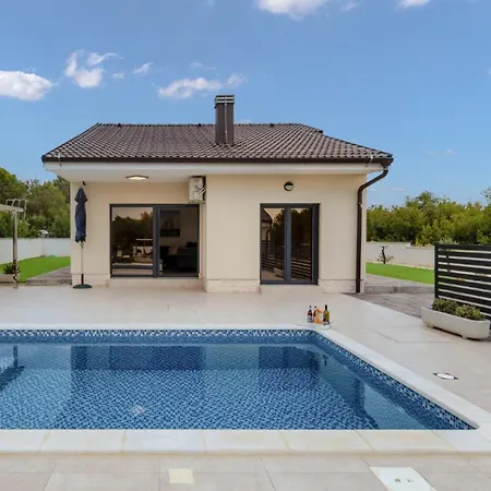 Villa Shaula 2 By Guide Šibenik